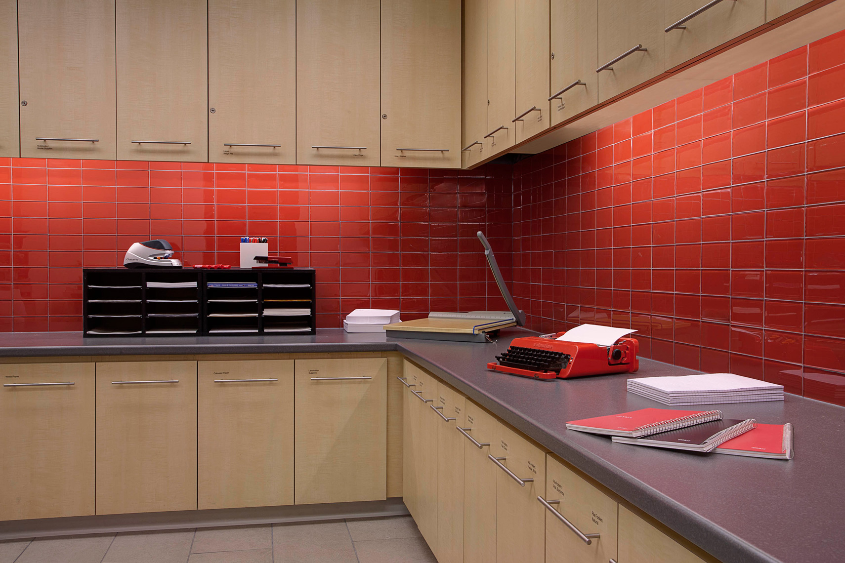 Corporate-Interior-Printing-Area-tril-w