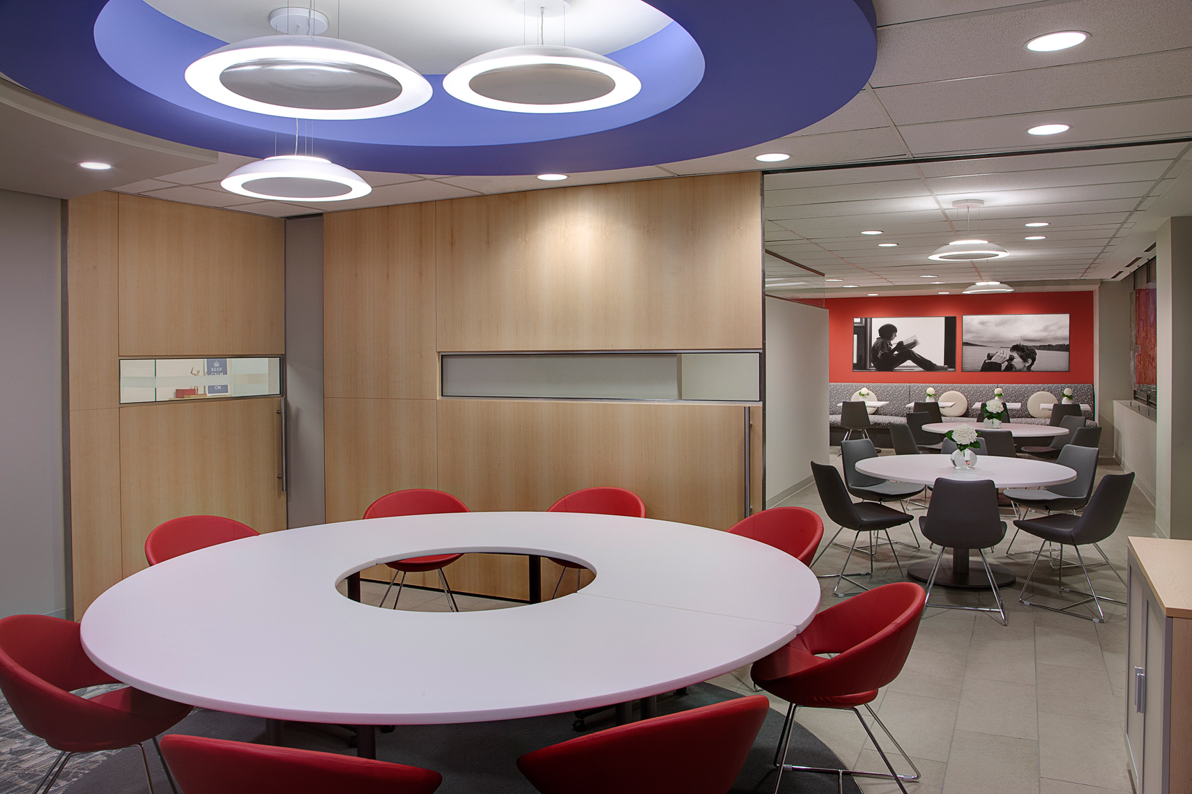 Corporate-Interior-multi-Boardroom-tril-w