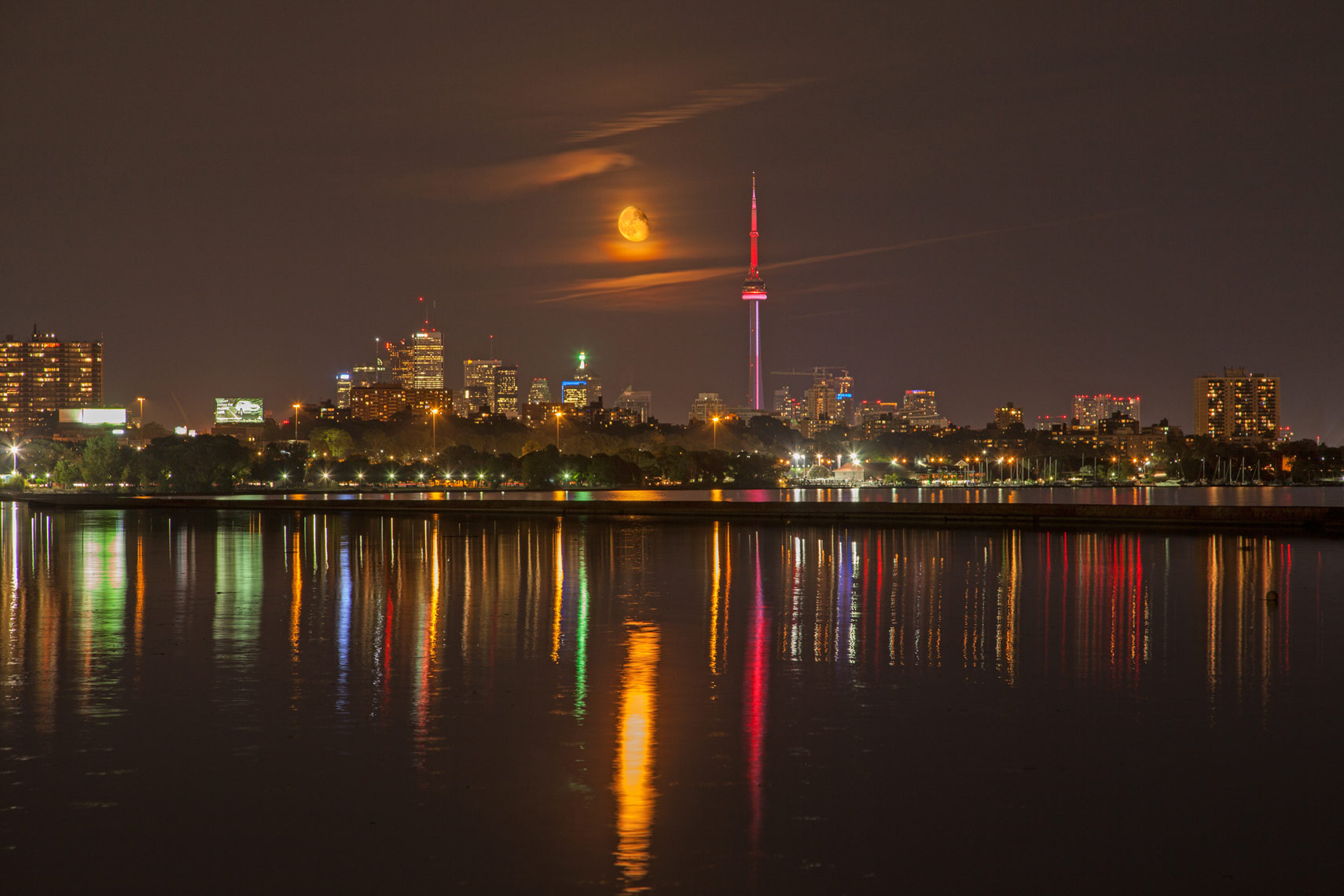 August 24 full moon and CN Tower